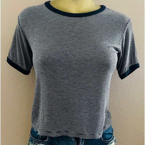 JOHN GALT California Pinstriped Cropped TEE SHIRT Top Size Small - Picture 12 of 12